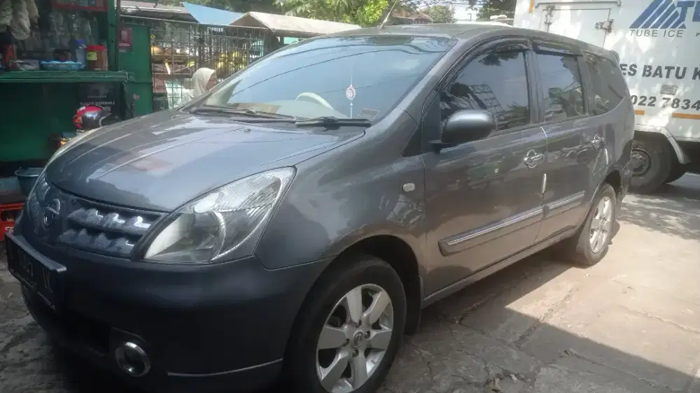 Nissan Grand livina 2007 bt avanza xenia xi
