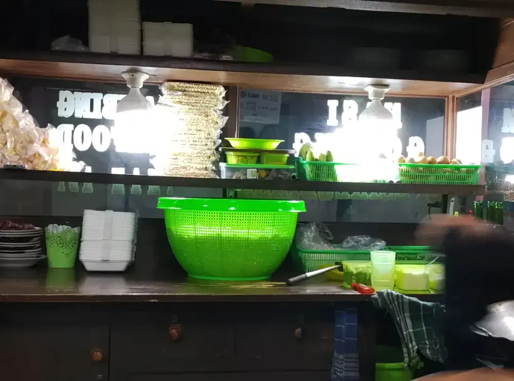 Dicari Juru Masak Nasgor Berpengalaman