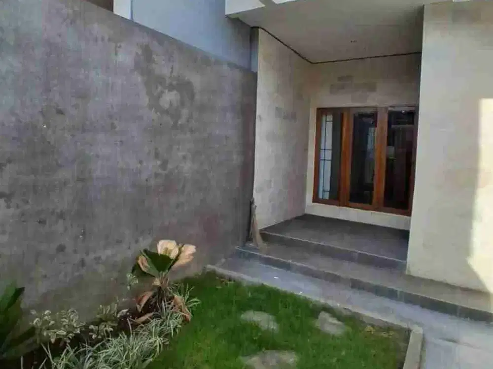 RUMAH SEWA DI RENON