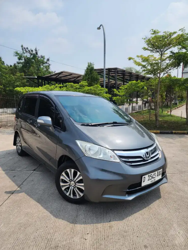 Honda Freed 2013 Bensin