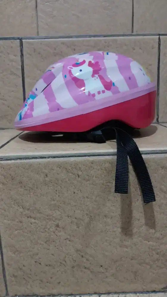 Helm sepeda anak polygon
