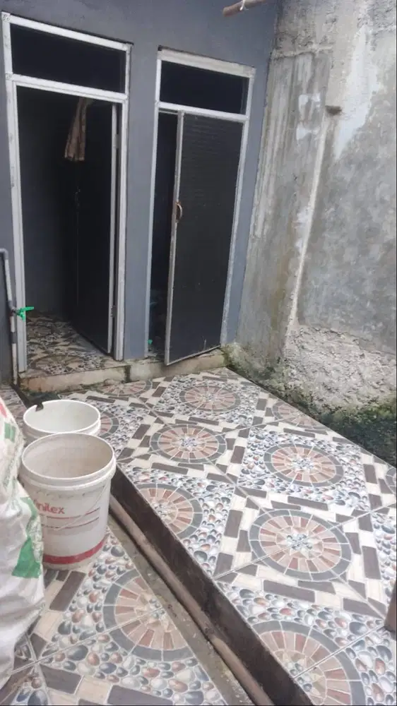 Dijual rumah kontrakan 3 pintu full semua dekat Stadion Pakansari