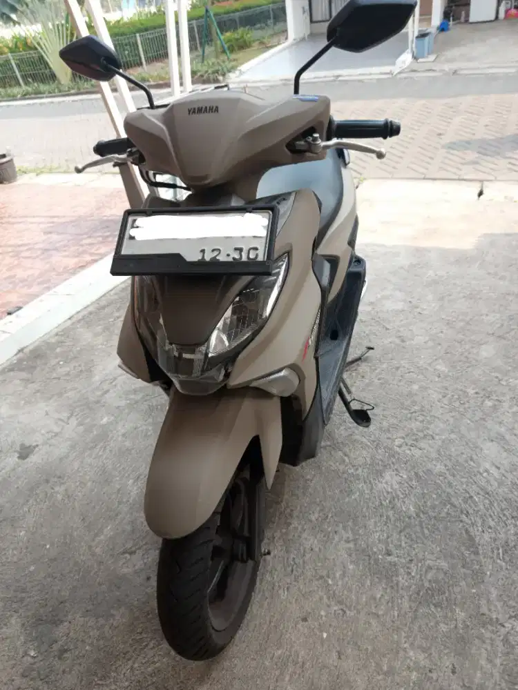 Dijual Motor Yamaha Gear Ultima 125 Hybrid Pajak 12-2025 KM 5 Ribuan