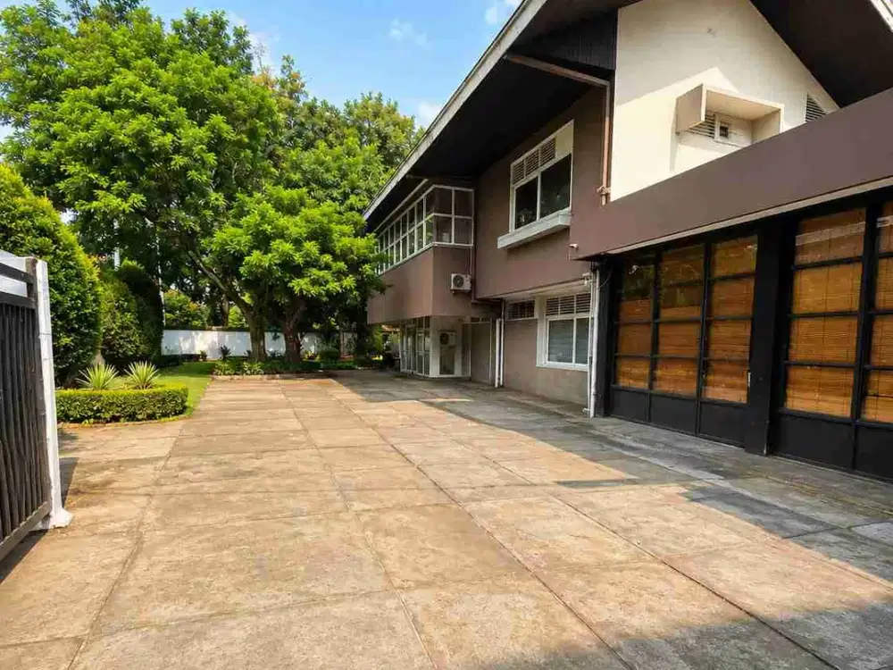 Dijual Cepat Bangunan bisa utk Hunian/Office di Prapanca Jakarta Selatan