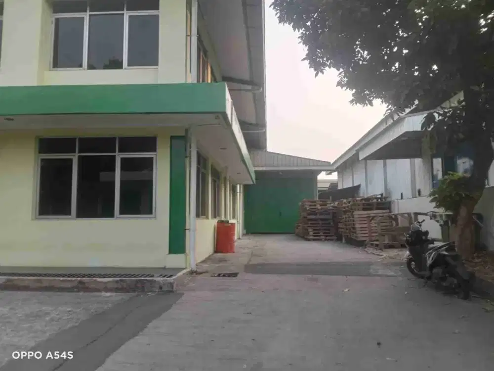 Di sewakan Gudang siap pakai di Delta silicon 1 Cikarang