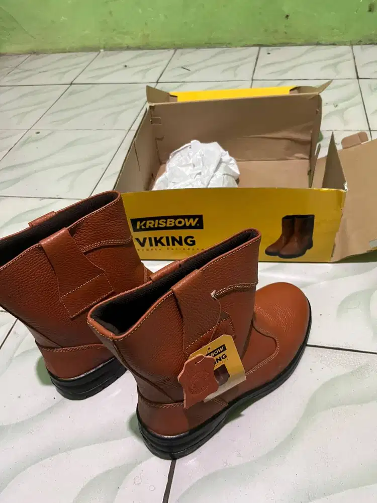 Sepatu safety crisbow viking no.40