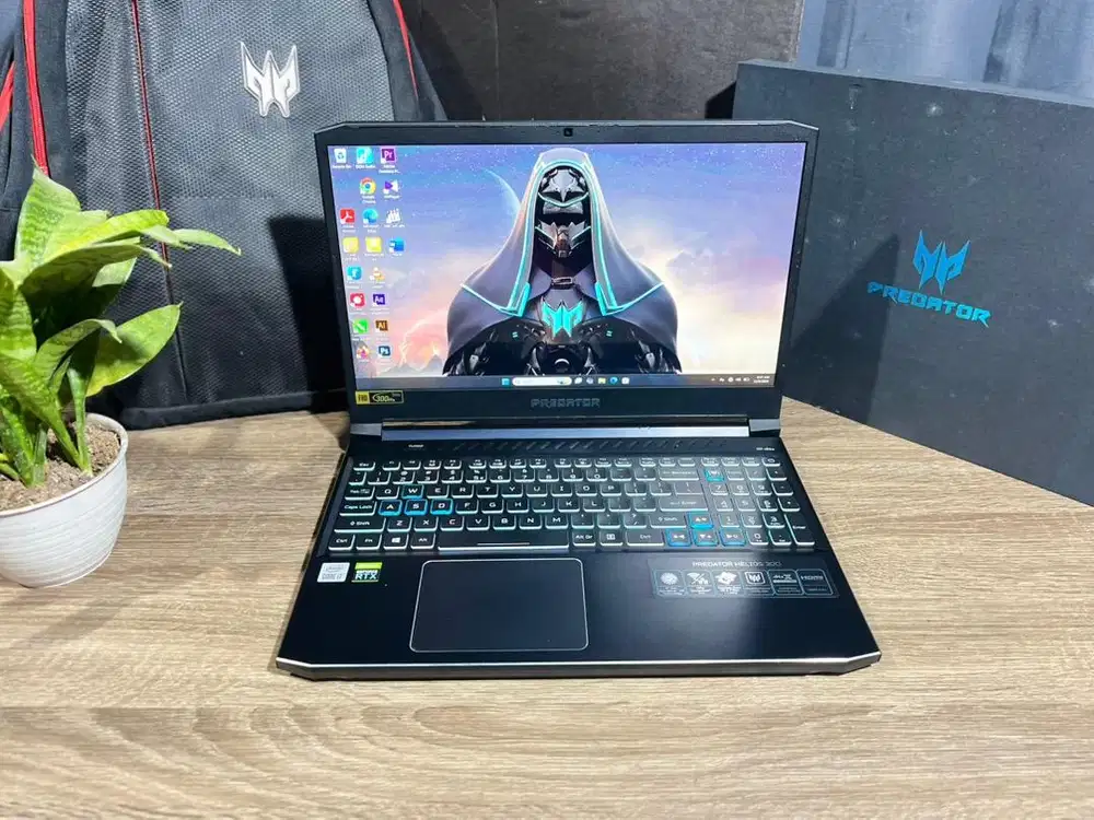 Laptop Acer Predator helios i7 nvidia rtx3070 32gb 512gb fullset mulus