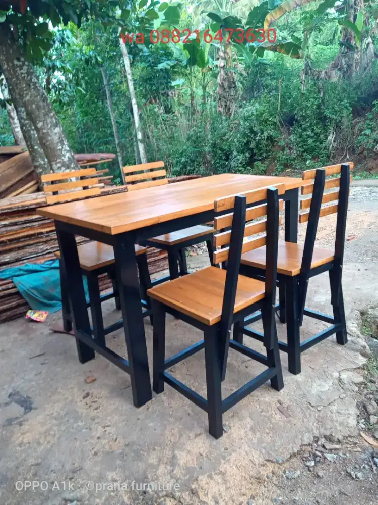 Meja kursi makan dan cafe