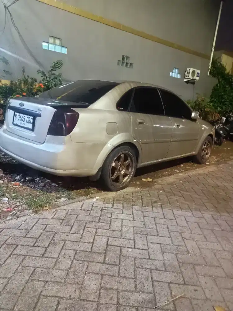 Dijual MOBIL CHEVROLET OPTRA