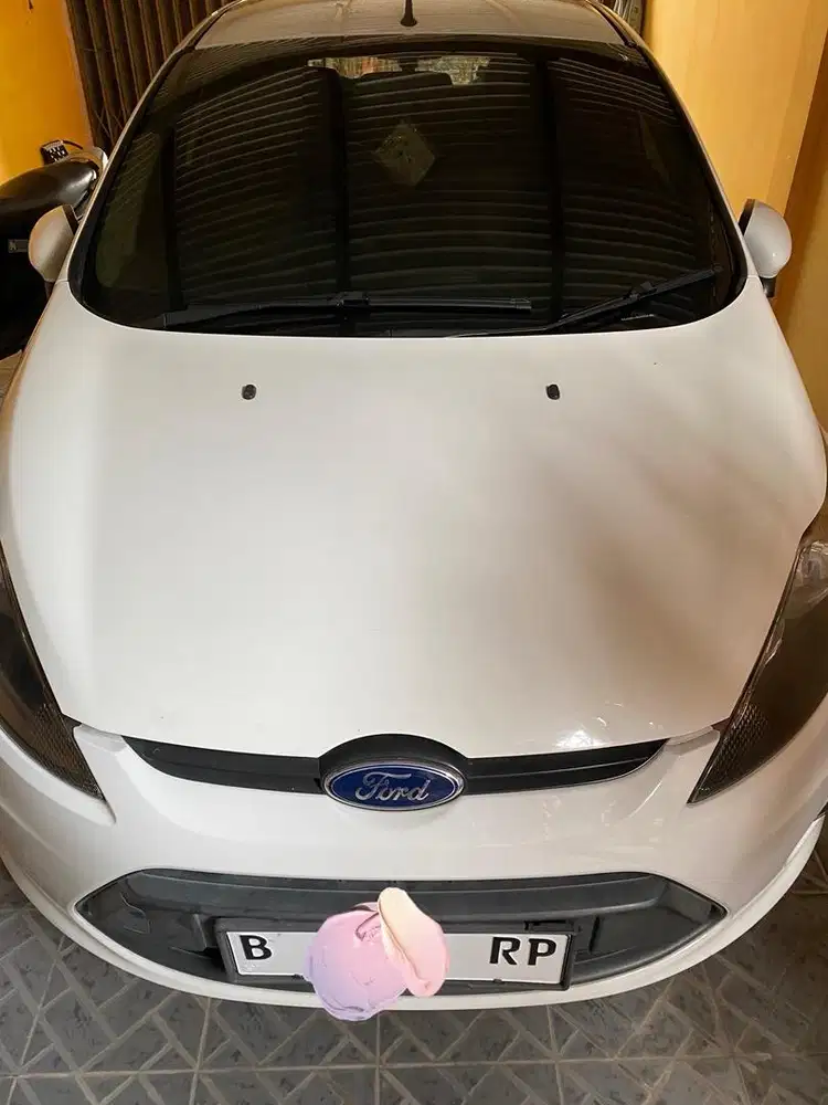 Di JUAL MOBIL FORD FIESTA 2011