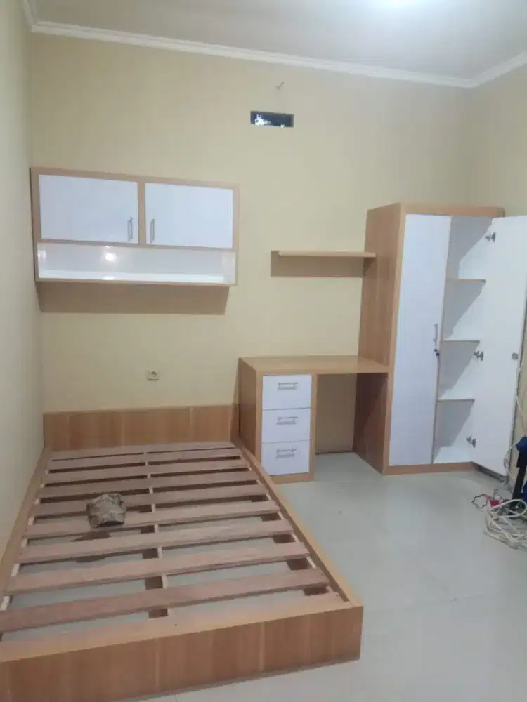 Set kamar minimalis