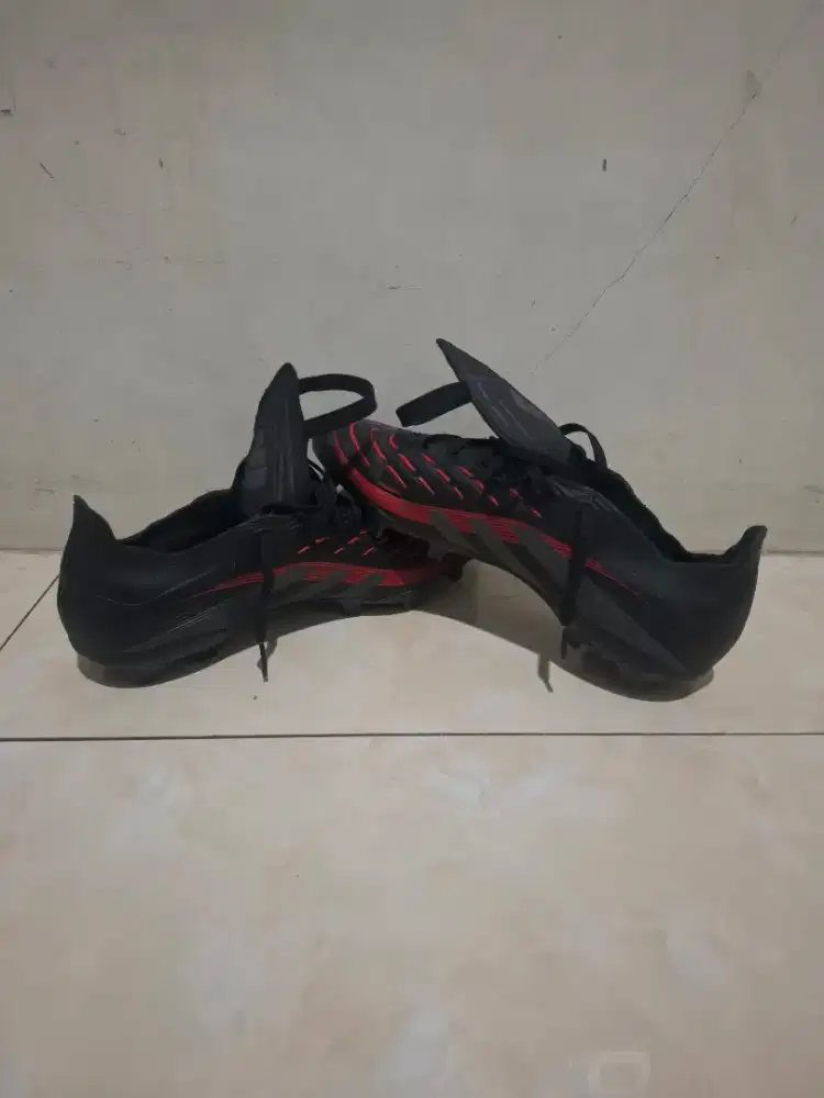 Sepatu bola / minisoccer adidas predator FT League ORIGINAL, no. 42.