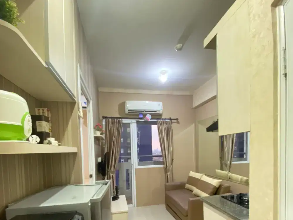 Disewkan 2 bedroom full furnish tower Penelope apartemen green pramuka