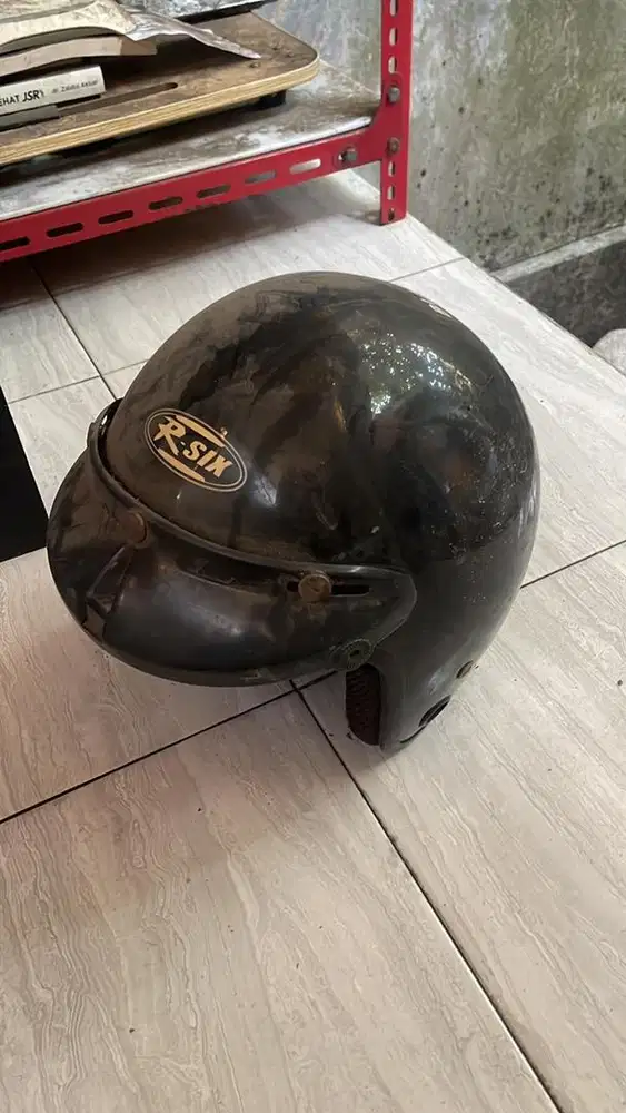dijual helm bogo r-six