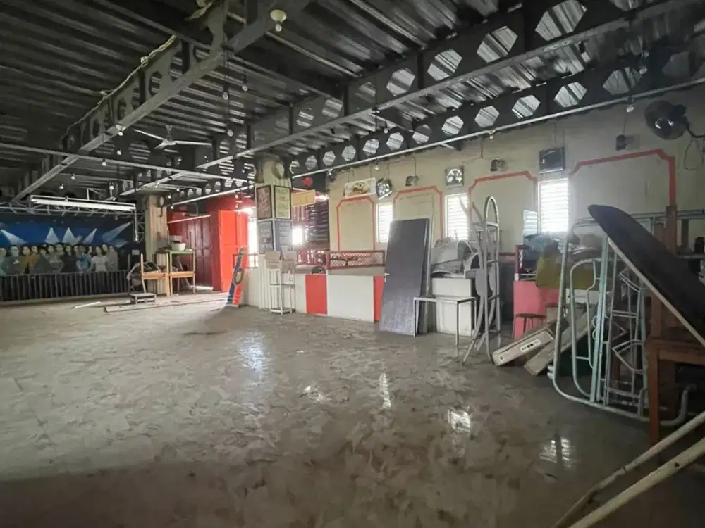 Dijual & Disewakan ruko gandeng ex-cafe di pinggir jalan utama narogong Bekasi