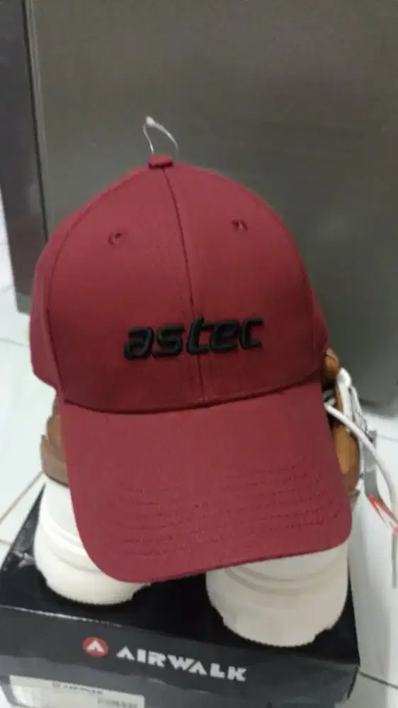 Topi astec dan airwalk original topi