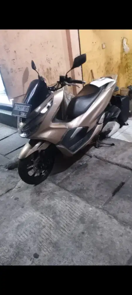 pcx 2019 bekas baik
