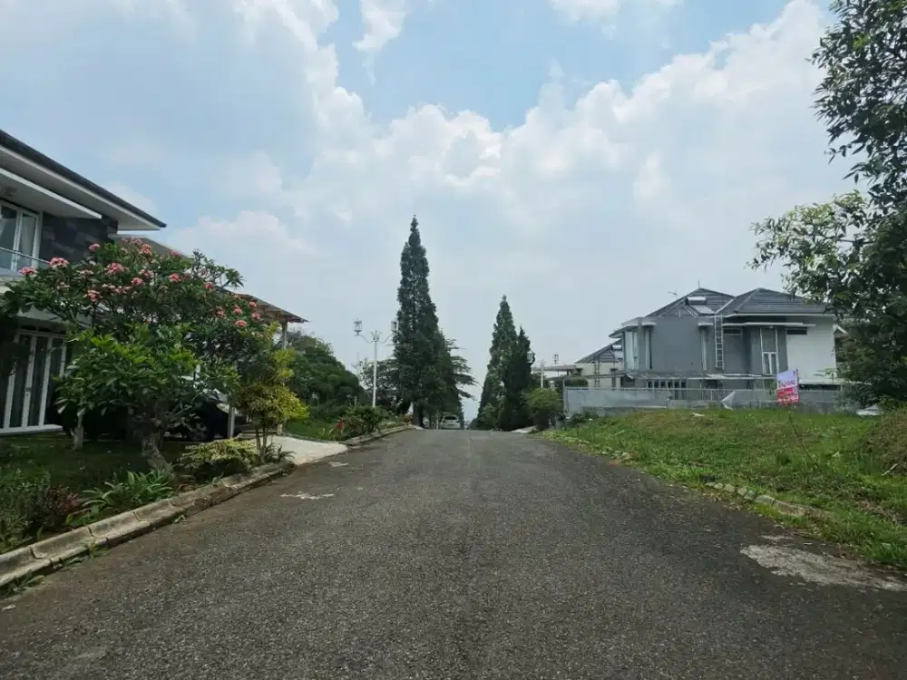 Kavling Strategis View City & Lap Golf Dago Pakar