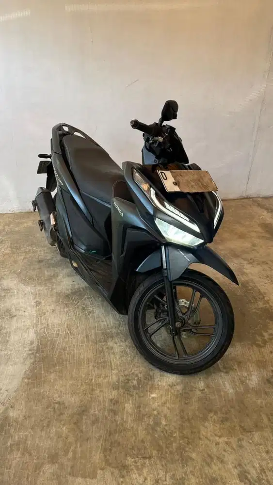 Sale: vario 150 hitam doff
