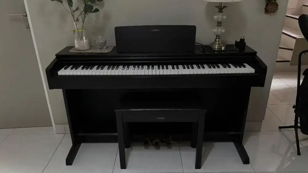 Digital Piano Yamaha Arius YDP-143