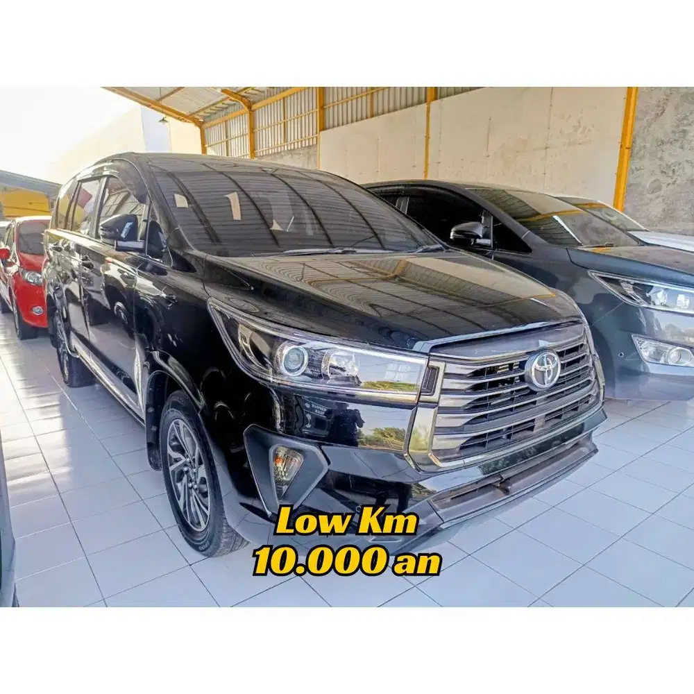 SEPERTI BARU - TOYOTA INNOVA V MATIC DIESEL 2021