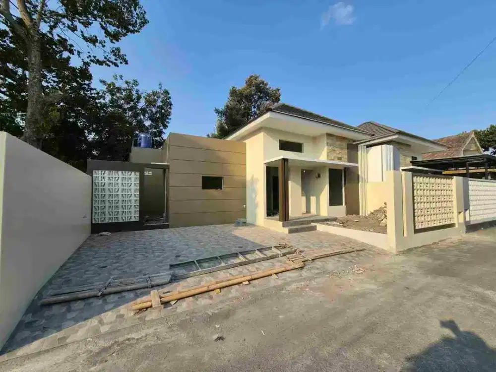 Rumah Baru Modern Minimalis Kawasan Berkembang dekat UNISA & MAPOLDA BARU