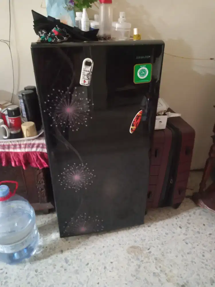 Kulkas Merk Sharp 1 pintu
