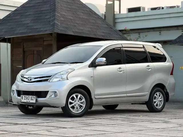 Avanza G AT 2015