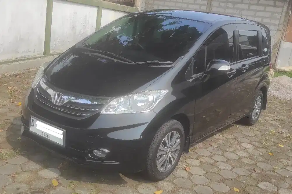 Honda Freed 2013 Bensin