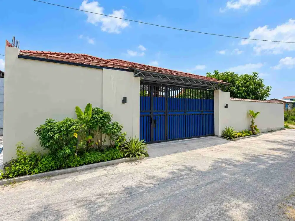 rumah paviliun tenang asri lokasi sawahan
