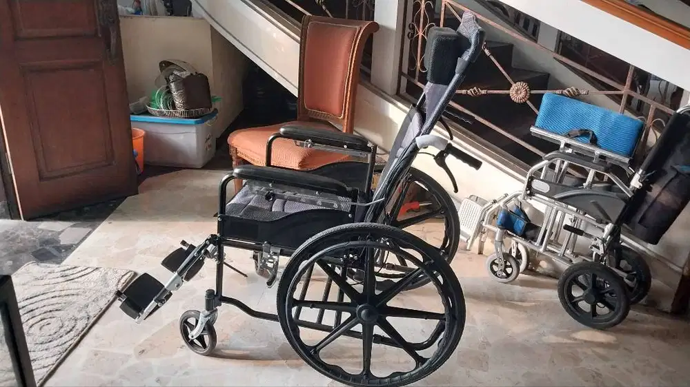 Kursi roda beaar