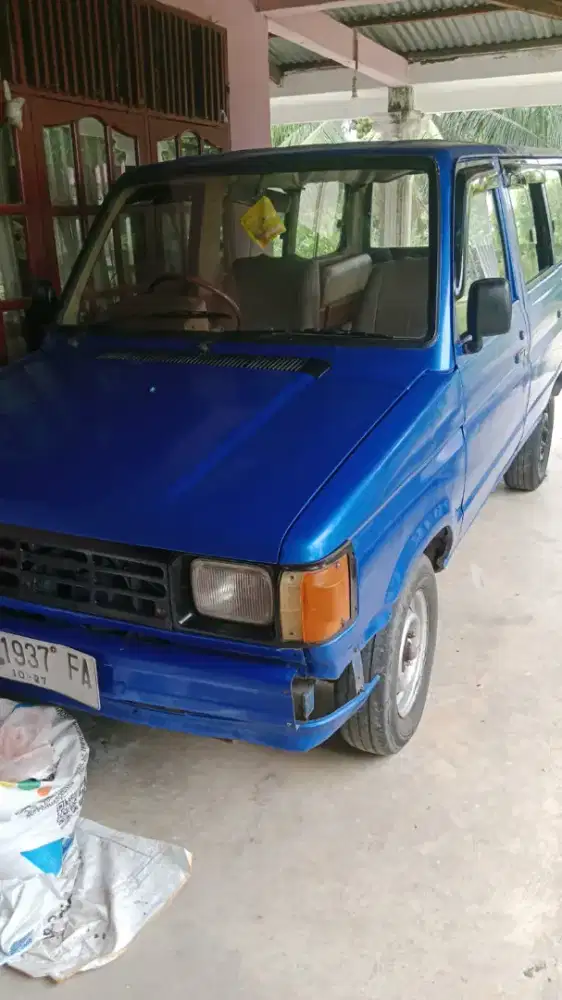 Toyota kijang tahun 1989