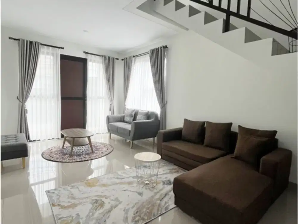 Dijual Rumah dengan Private Pool Setiabudi Regency Bandung