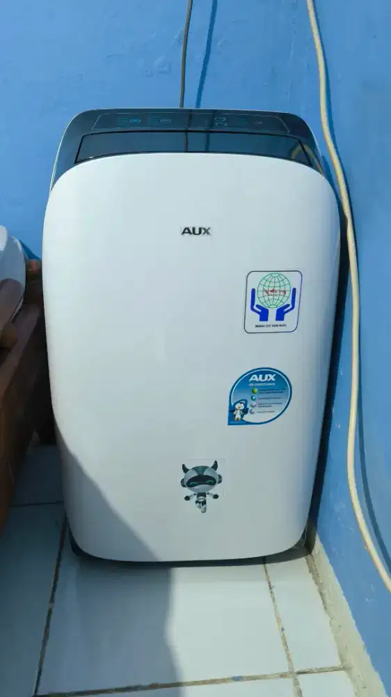 AC PORTABLE AUX 1PK