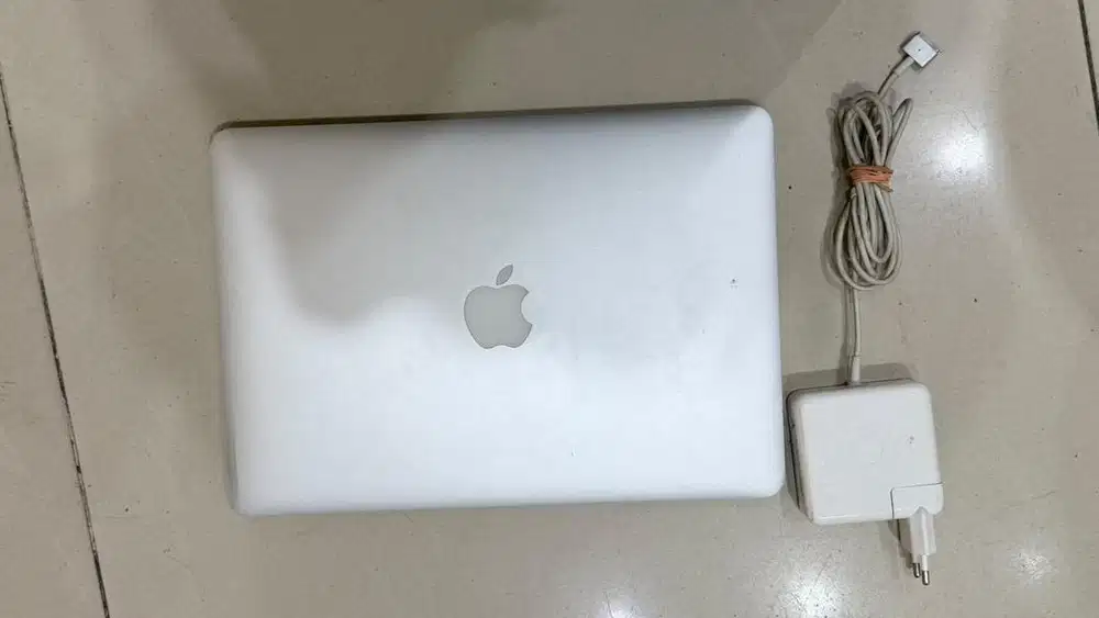 Second Like New Macbook Pro Retina 2015 13 Inch iBox