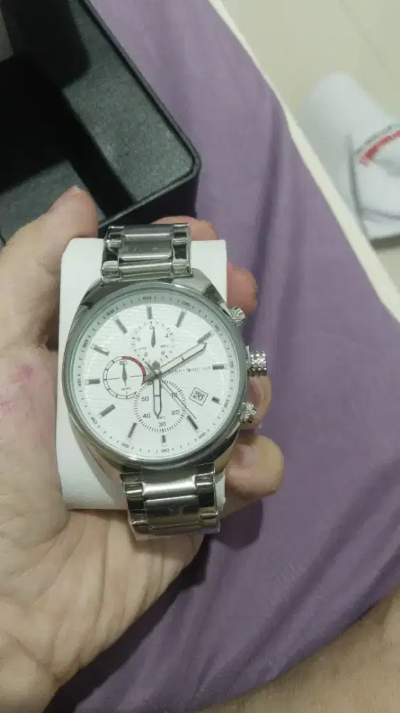 Tommy Hilfiger asli