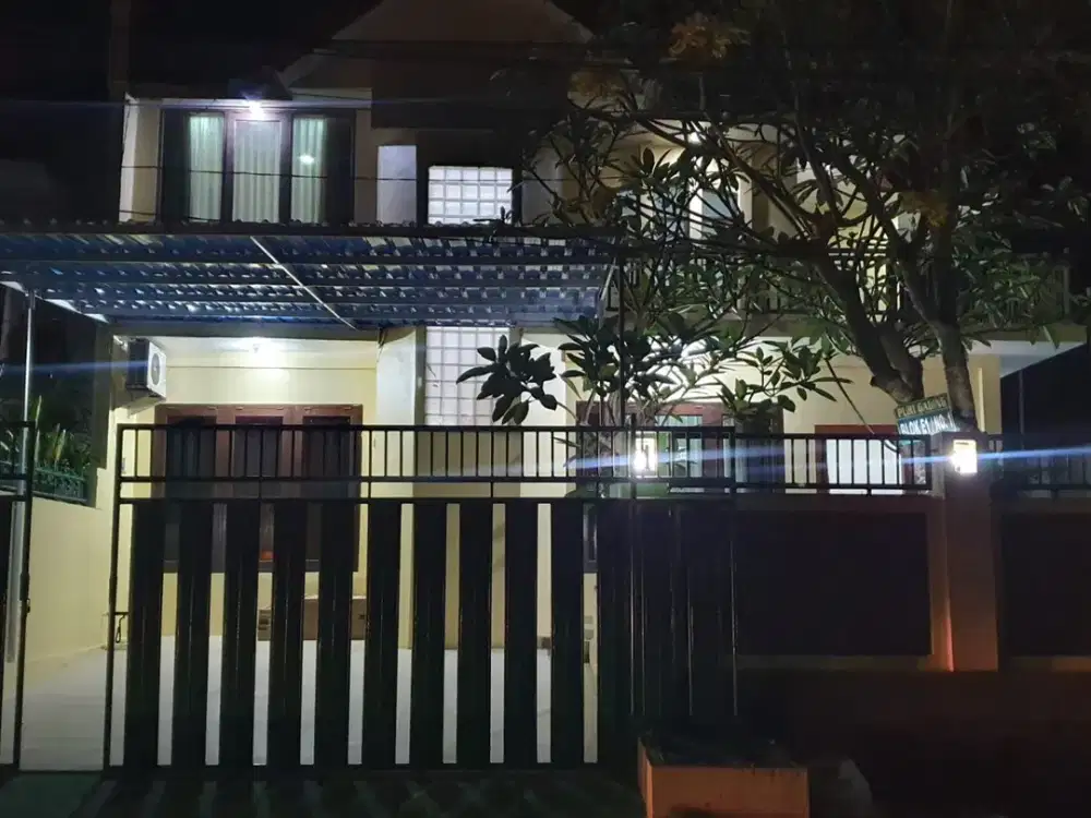 Rumah 2 Lantai 4 Kamar Tidur Fully Furnished Disewakan di Jimbaran