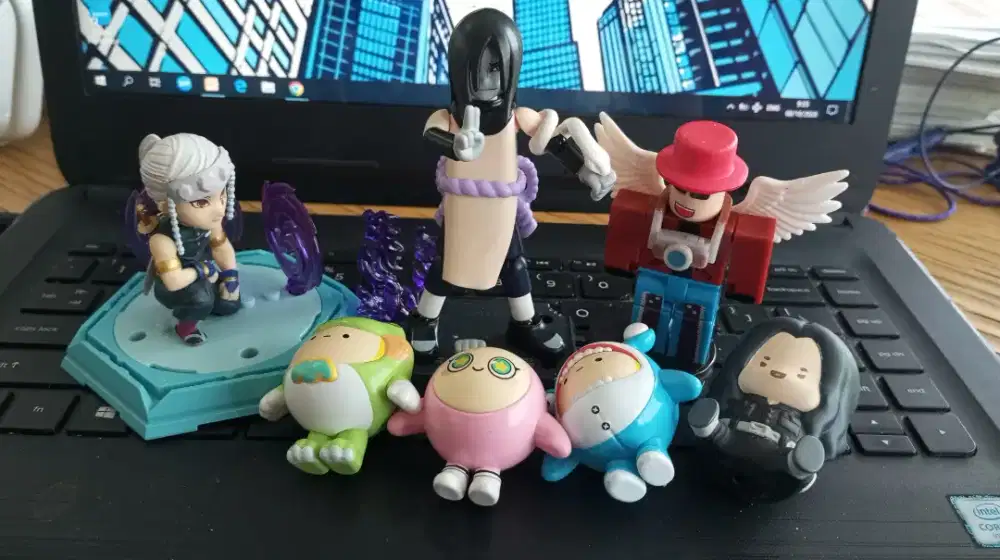 Mainan Action Figure Anime Roblox