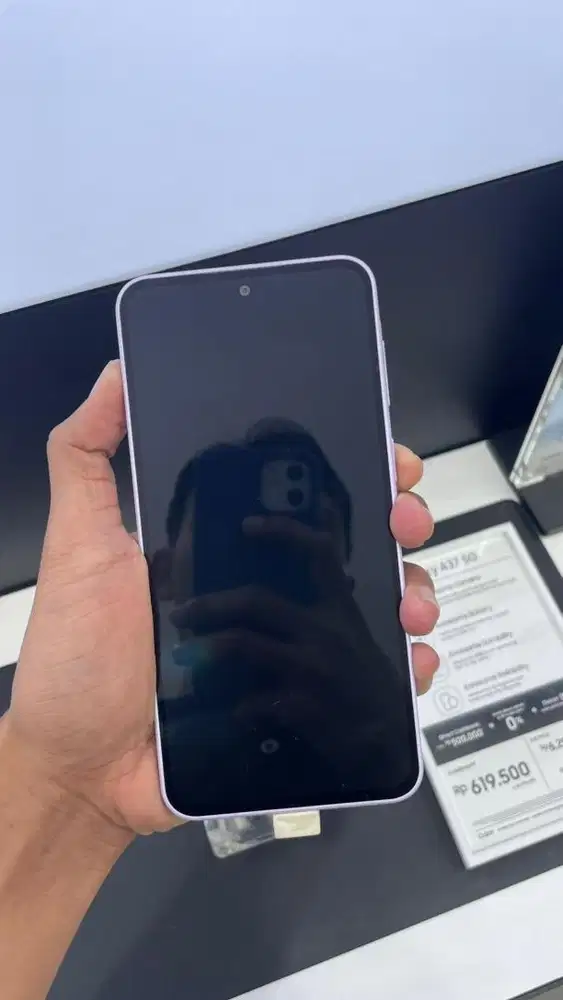 Samsung galaxy A37