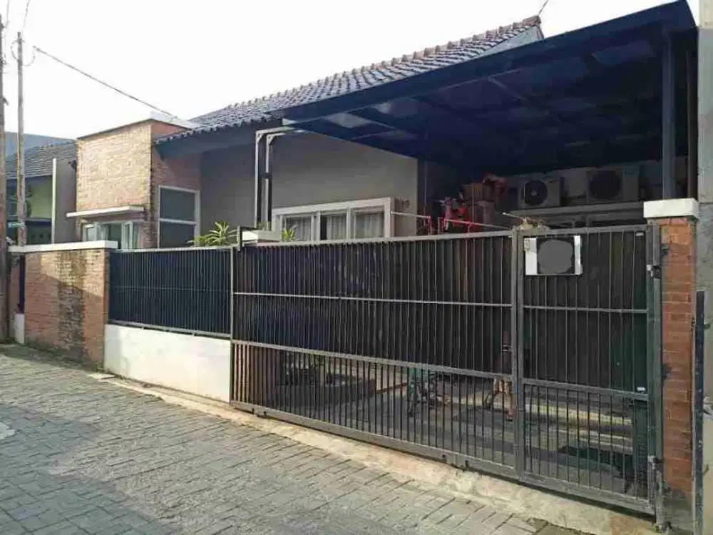 Rumah  dengan konsep open plan di komplek Puriwijaya Pondok Betung