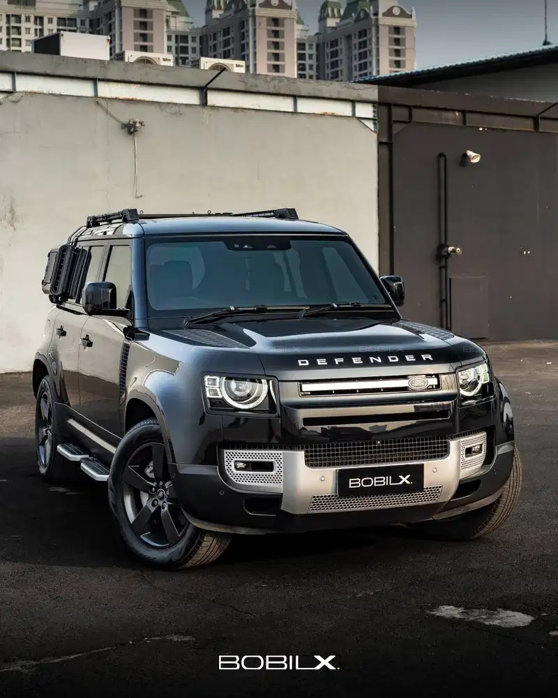 NIK 2023 LAND ROVER DEFENDER 110 P400 3.0