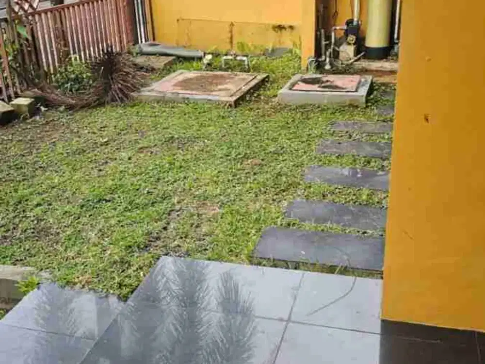 DIJUAL DAN DISEWAKAN RUMAH ADA KOLAM RENANG DI BALIKPAPAN BARU BB