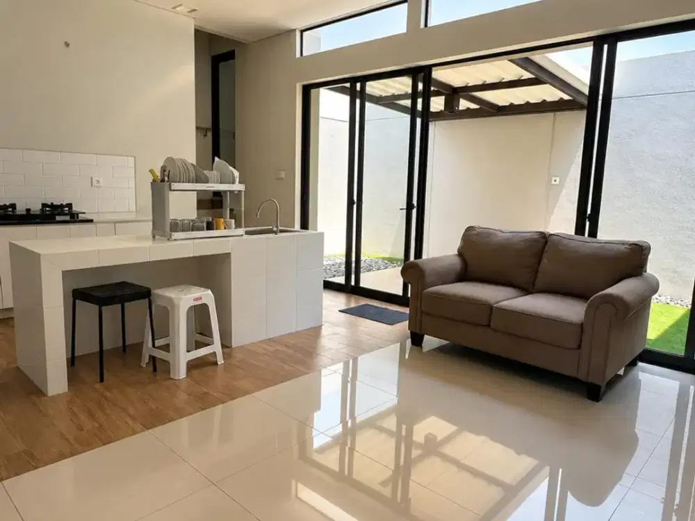 Rumah 4 Kamar Cluster Flora Summarecon Bandung