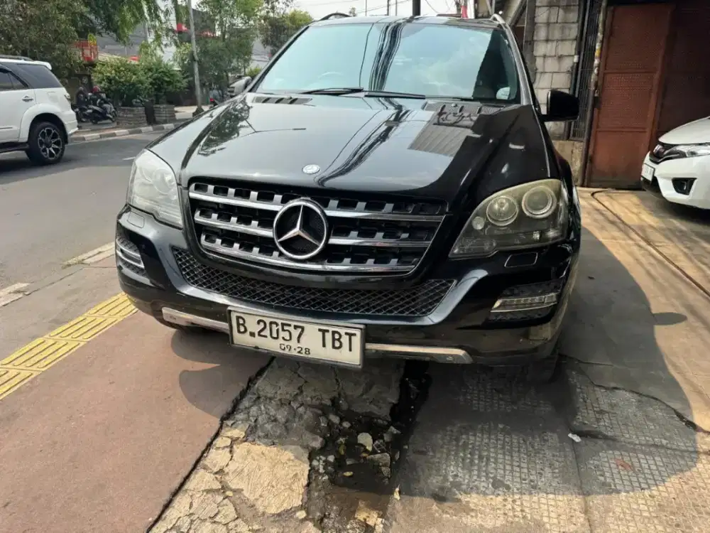 Mercy ML350 th 2011 AT last edition Siap pakai