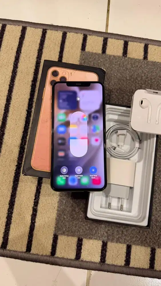 Iphone 11 Promax 256GB Gold Terdaftar Lengkap