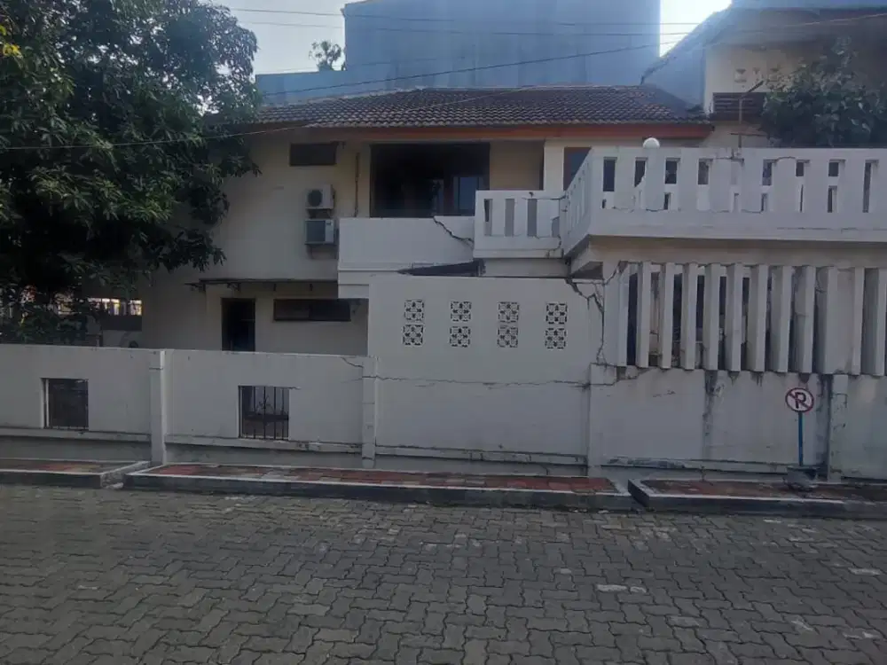 Dijual Rumah Tua Hoek di Sunter