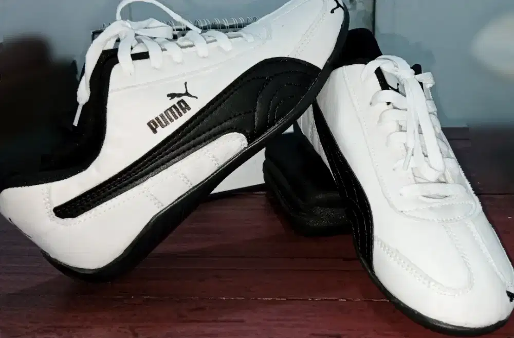 Sepatu Puma speedcat size 40