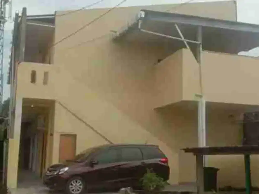 jual rumah bonus kostan