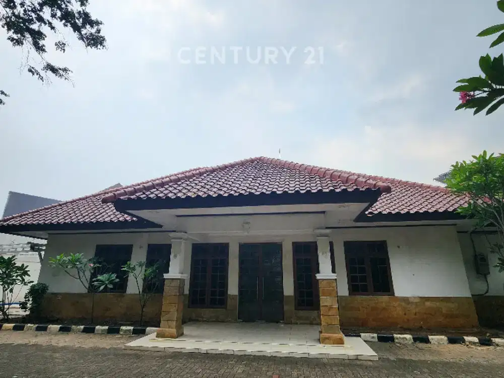 Rumah Hoek Cocok Untuk  Kantor  Di Menteng Jakarta Pusat.