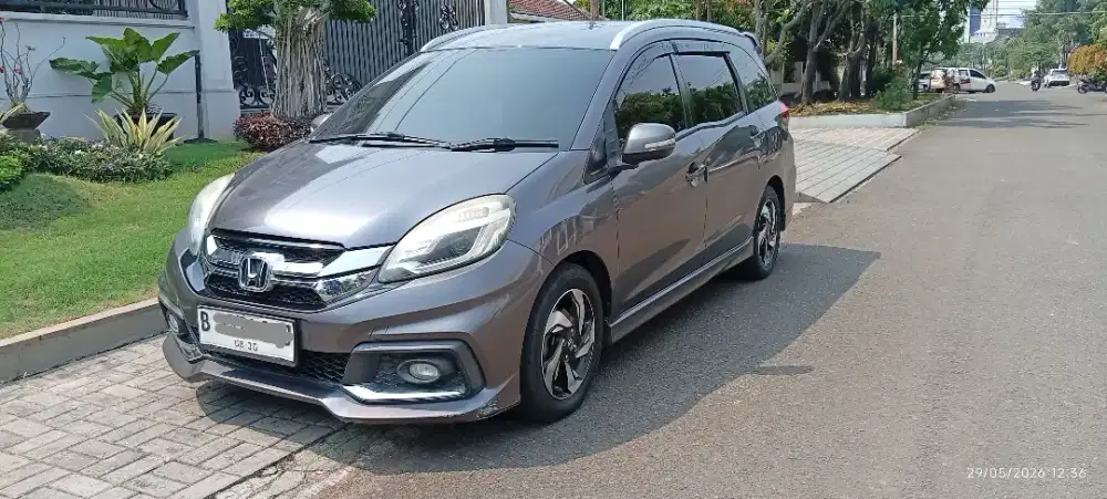 Tangan 1 Mobilio RS 1.5AT pakai baru baru